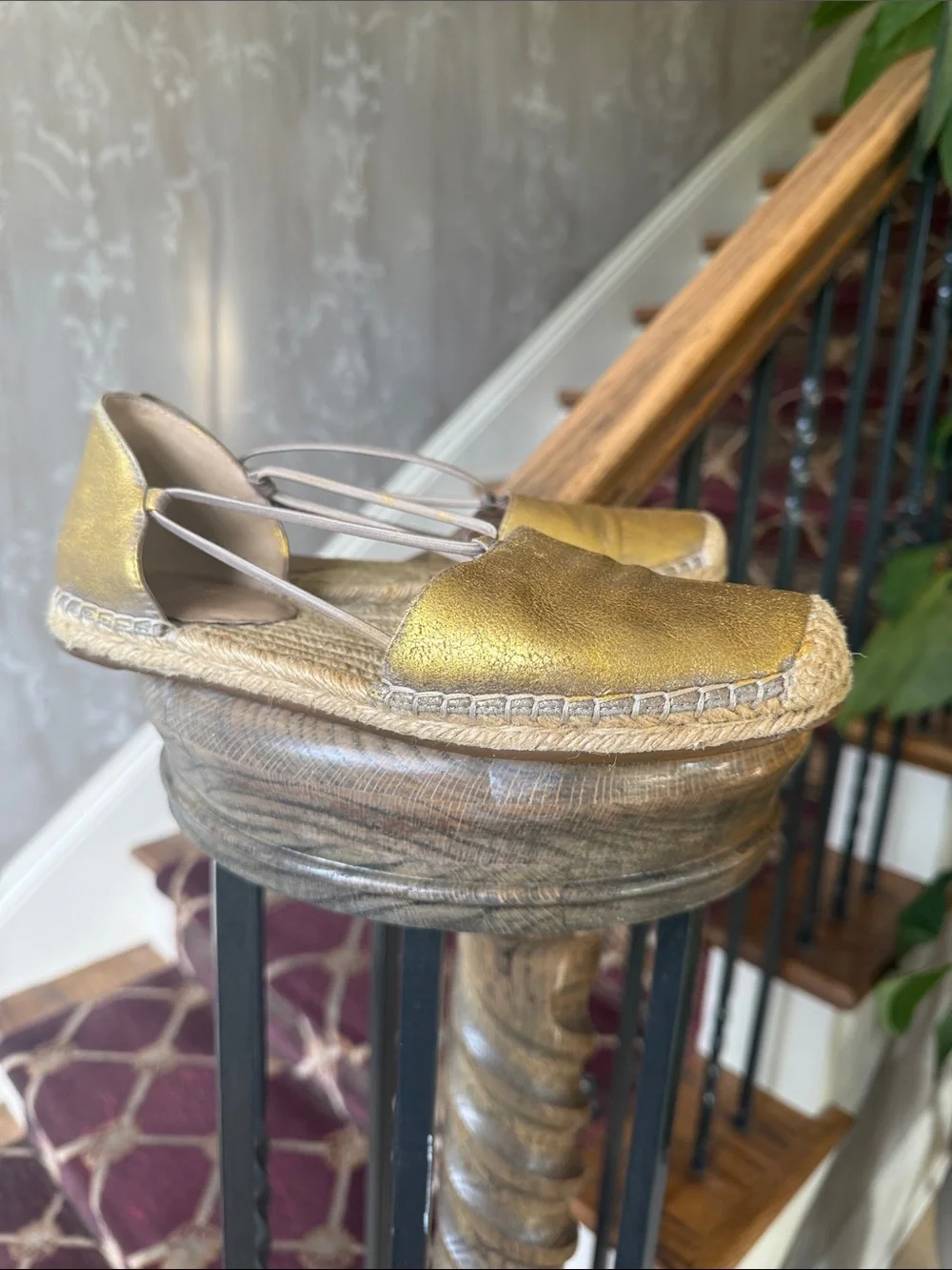 EILEEN FISHER metallic gold espadrilles preowned pre-love size 7